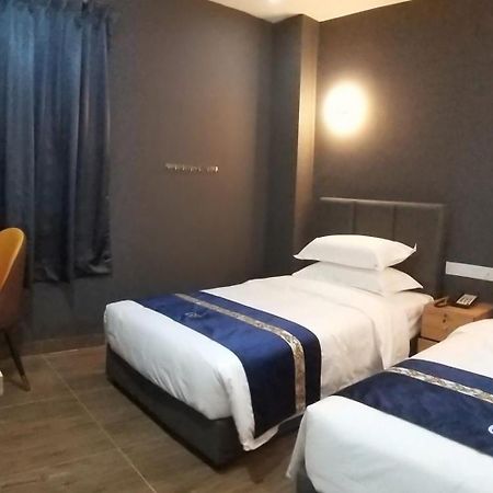 GOOD 9 HOTEL - Cahaya Kota Puteri Pasir Gudang Bagian luar foto